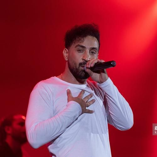 دانلود آهنگ اﻟﺤﻖ و اﻟﺎﻧﺼﺎف ﻛﻪ ﺗﻮ زﻳﺒﺎﺗﺮﻳﻦ اﺣﺴﺎس ﻣﻨﻰ با صدای احمد سلو